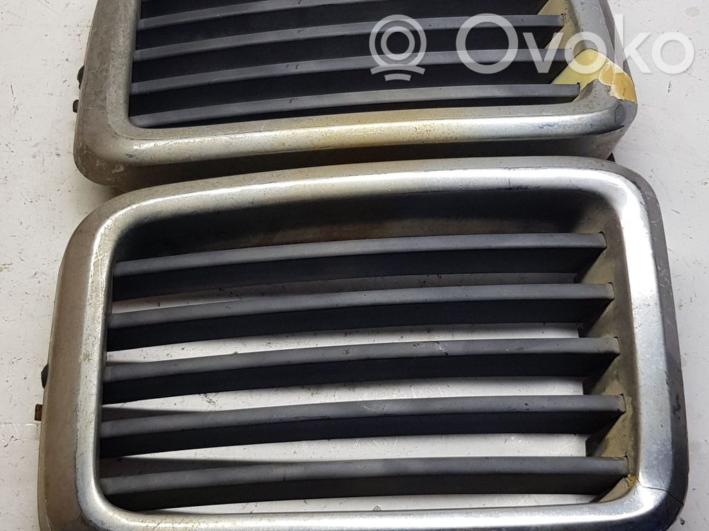 BMW 5 E28 Front grill 