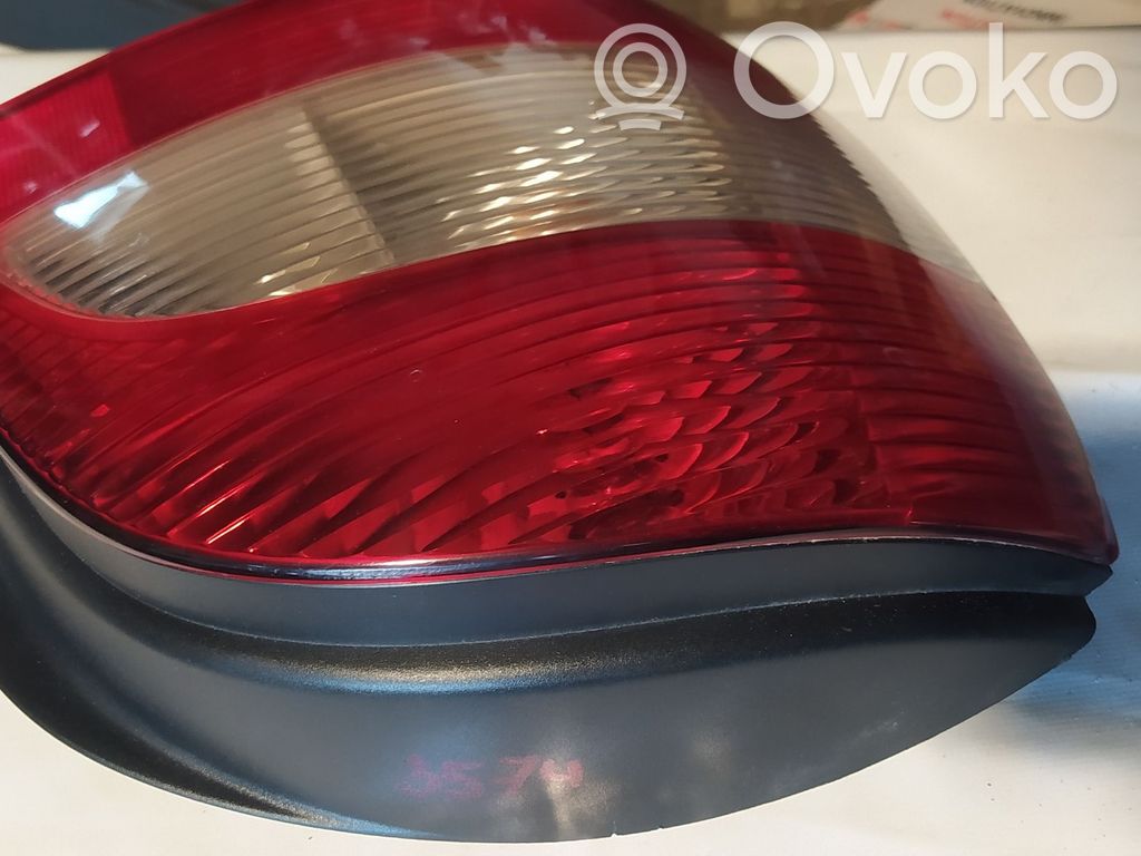 Renault Scenic I Aizmugurējais lukturis virsbūvē 
