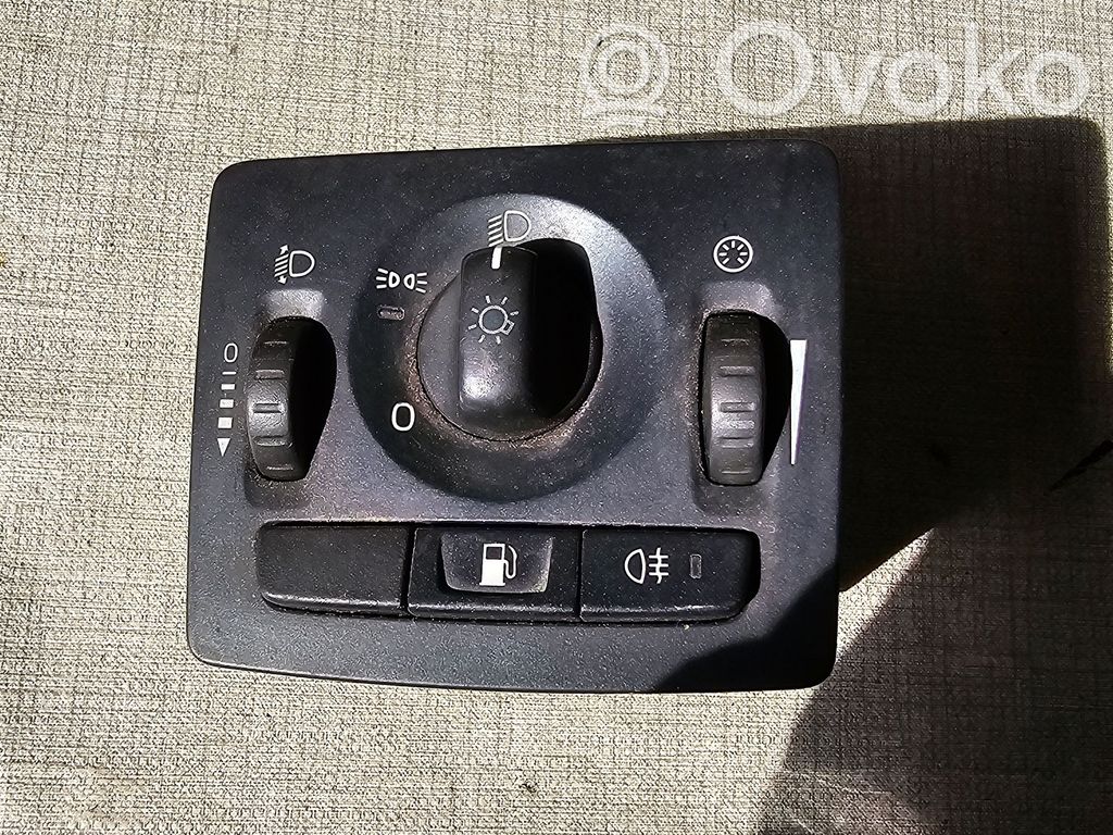 Volvo S40, V40 Light switch 