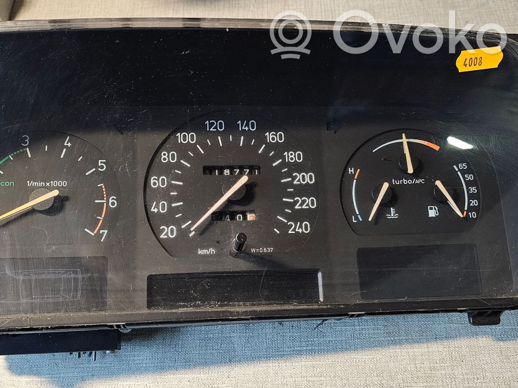 Saab 9000 CD Speedometer (instrument cluster) 