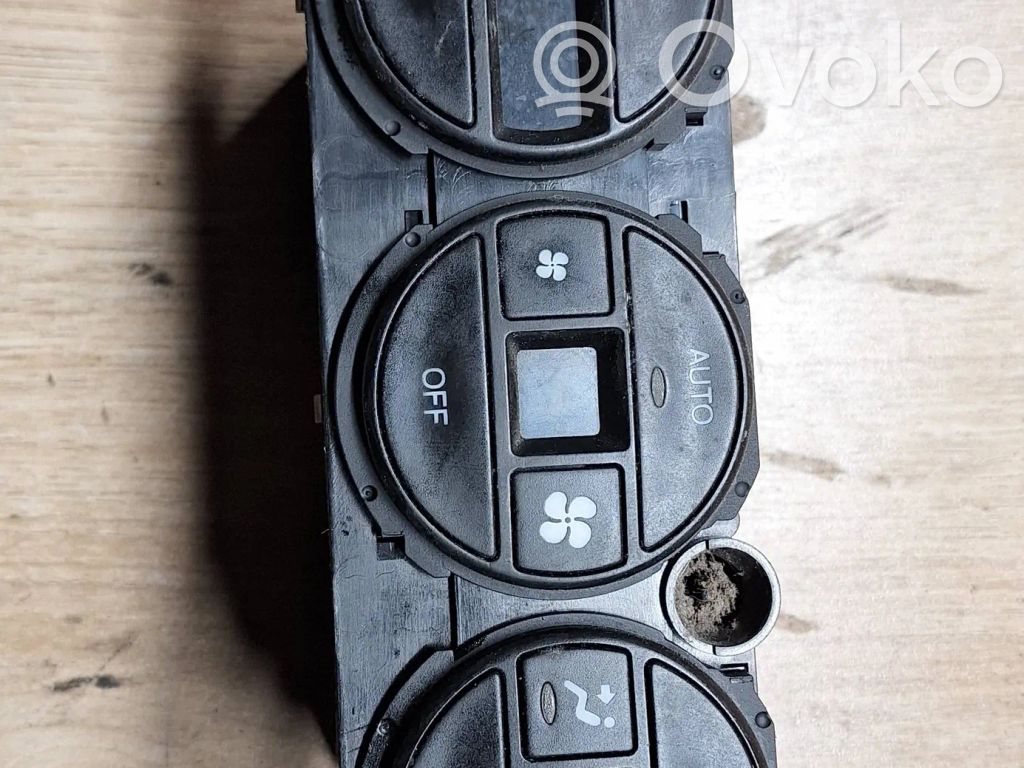 Opel Vectra B Climate control unit 