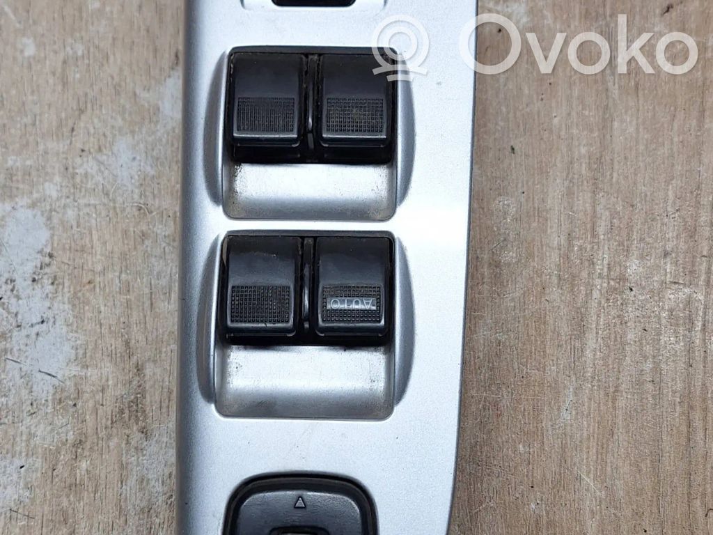 Electric window control switch   C8HD172,2194D4