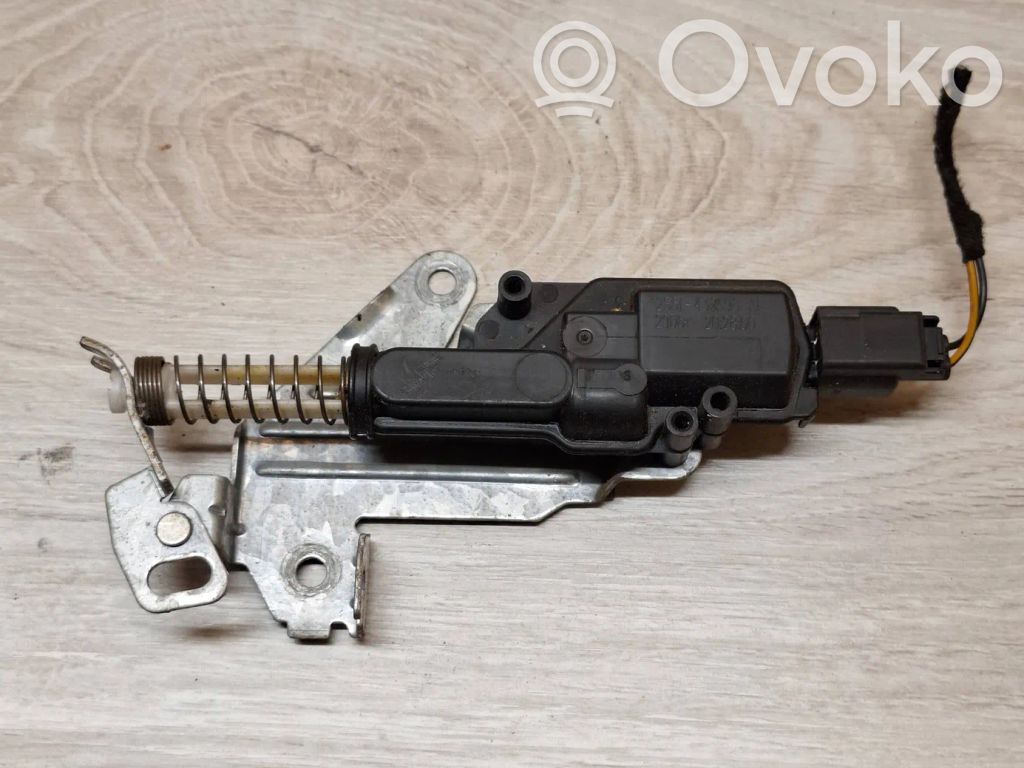 Ford Fusion Central locking motor 