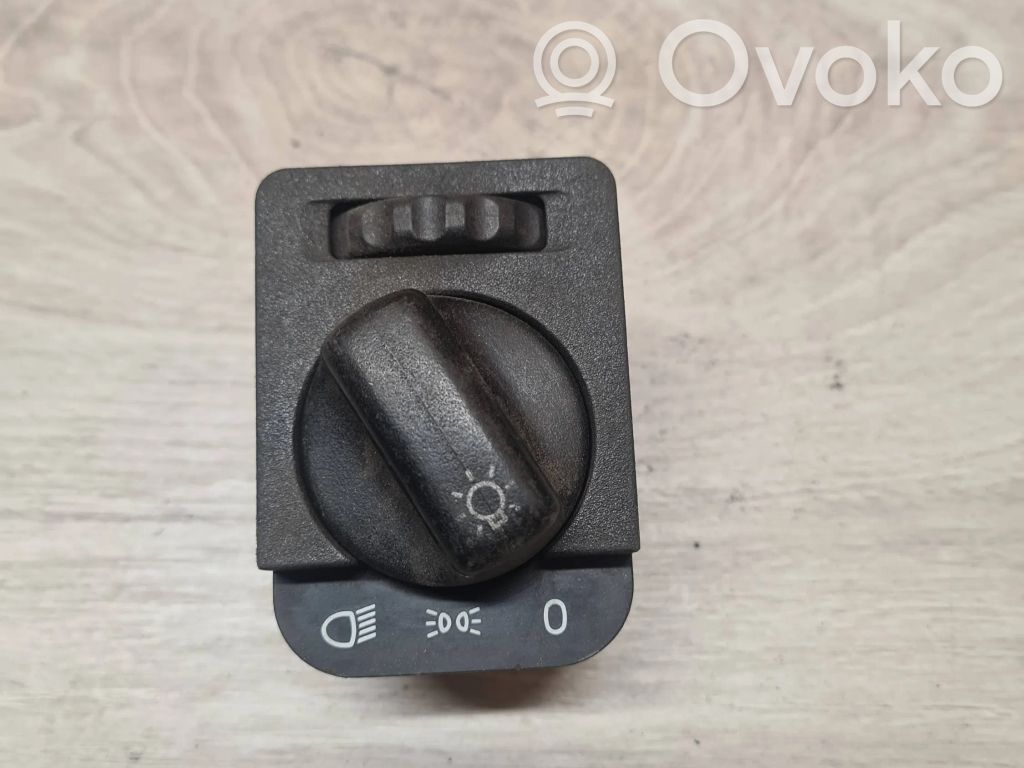 Opel Omega A Interruptor de luz 