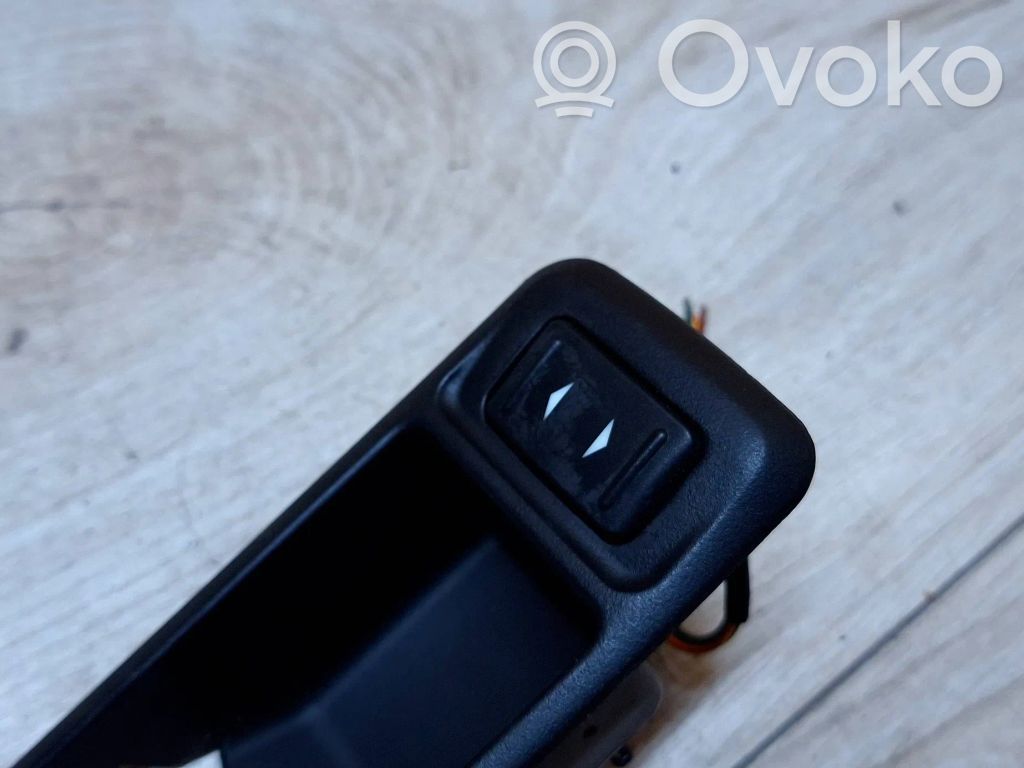 Ford Focus Interrupteur commade lève-vitre 