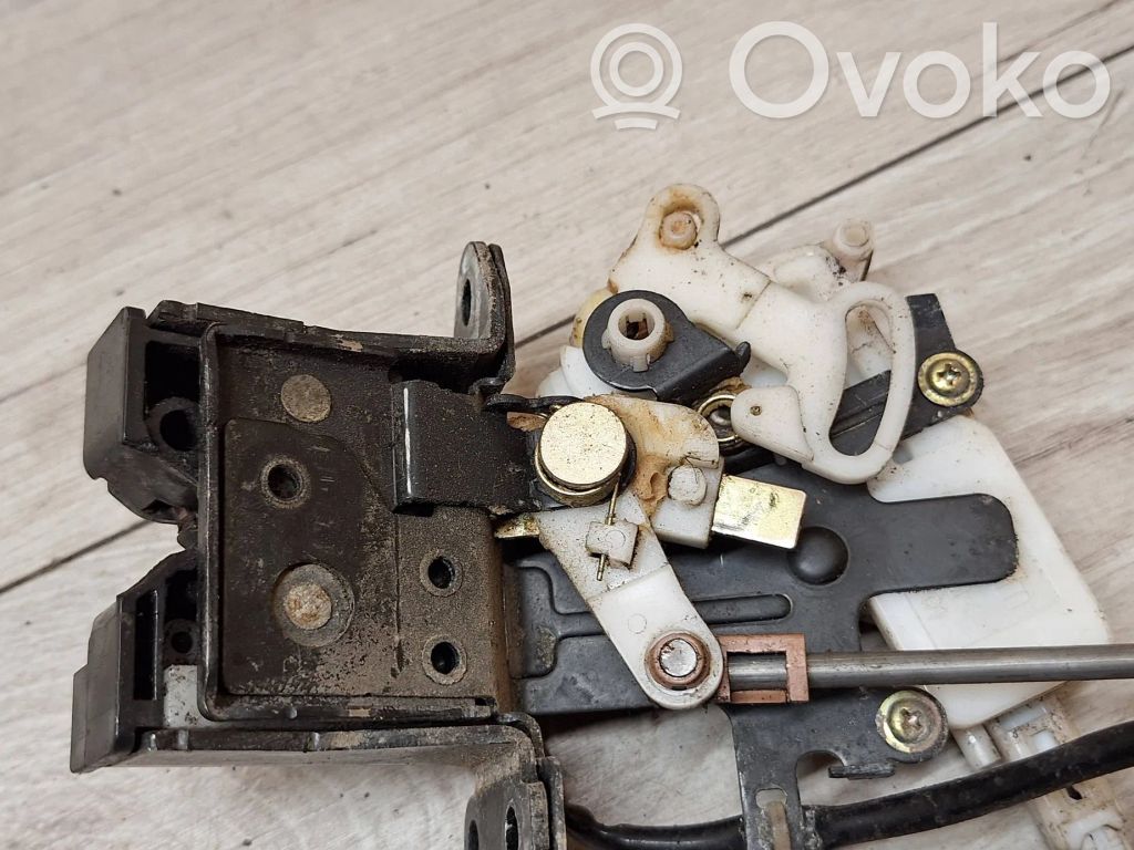 Tailgate/trunk/boot lock/catch/latch   B6701