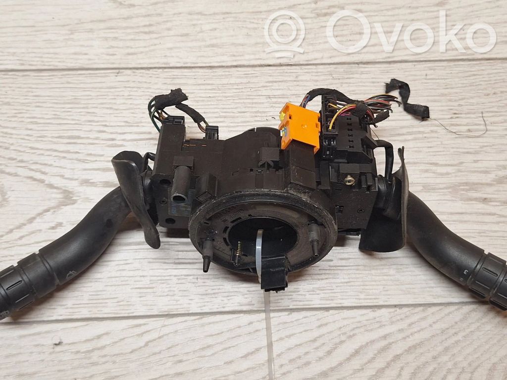 Volkswagen Fox Interruptor/palanca de limpiador de luz de giro 