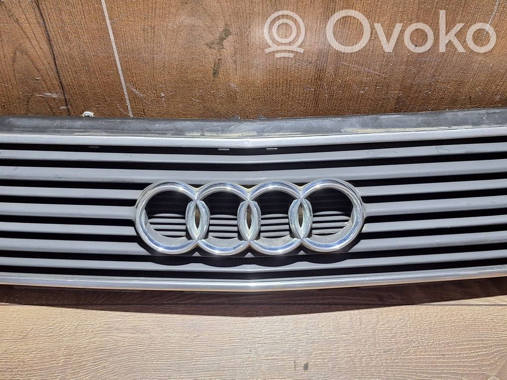 Audi 100 200 5000 C3 Etusäleikkö 