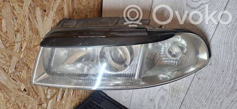 Audi A4 S4 B5 8D Scheinwerfer 