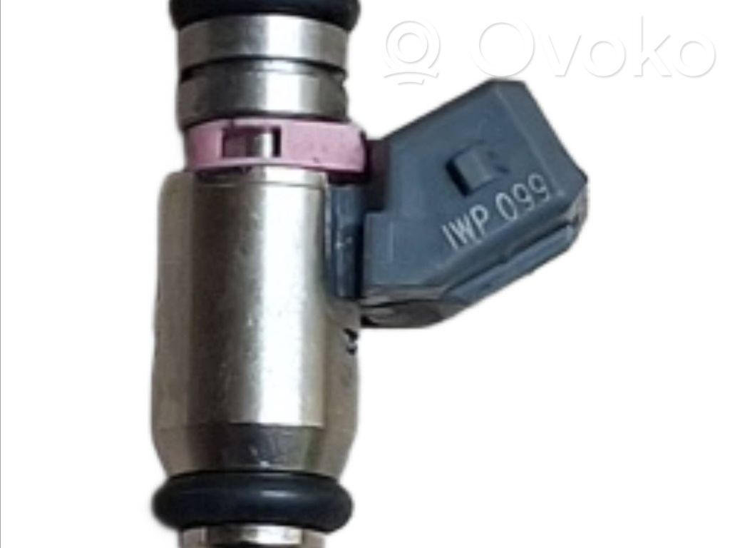Renault Clio II Inyector de combustible 