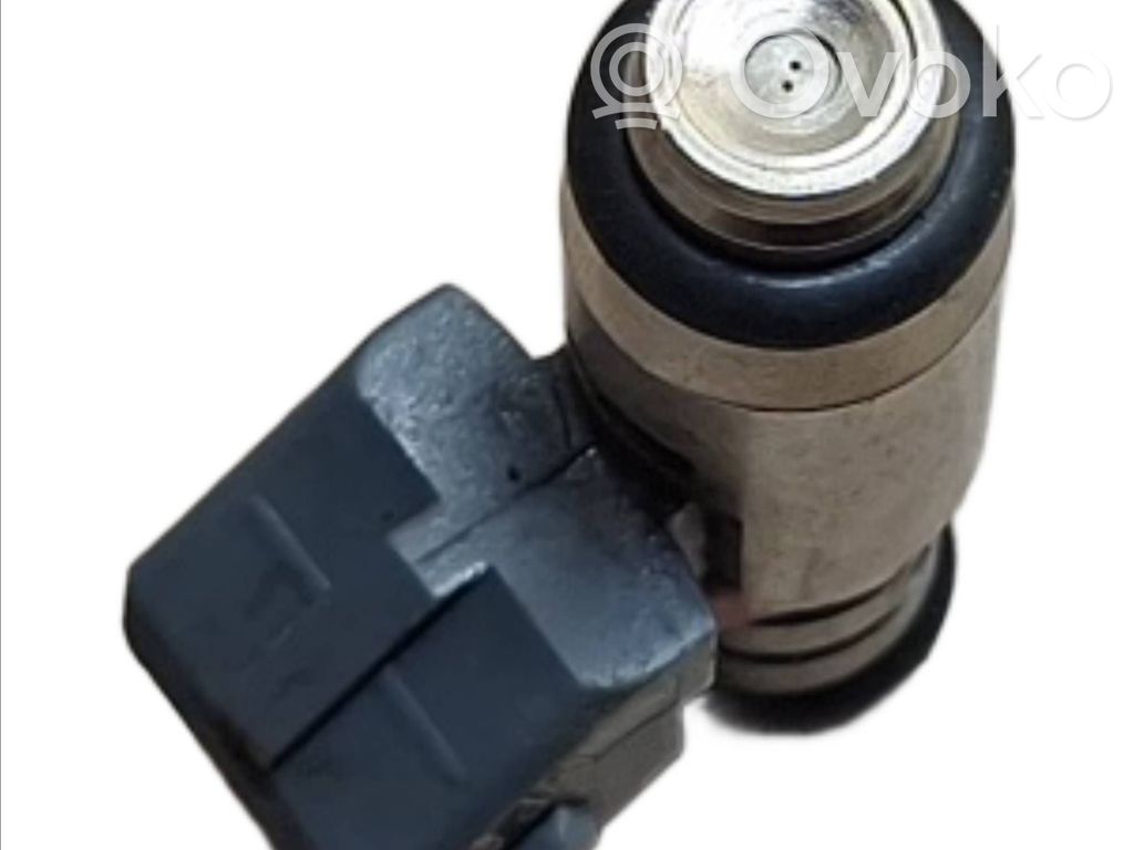 Renault Clio II Inyector de combustible 