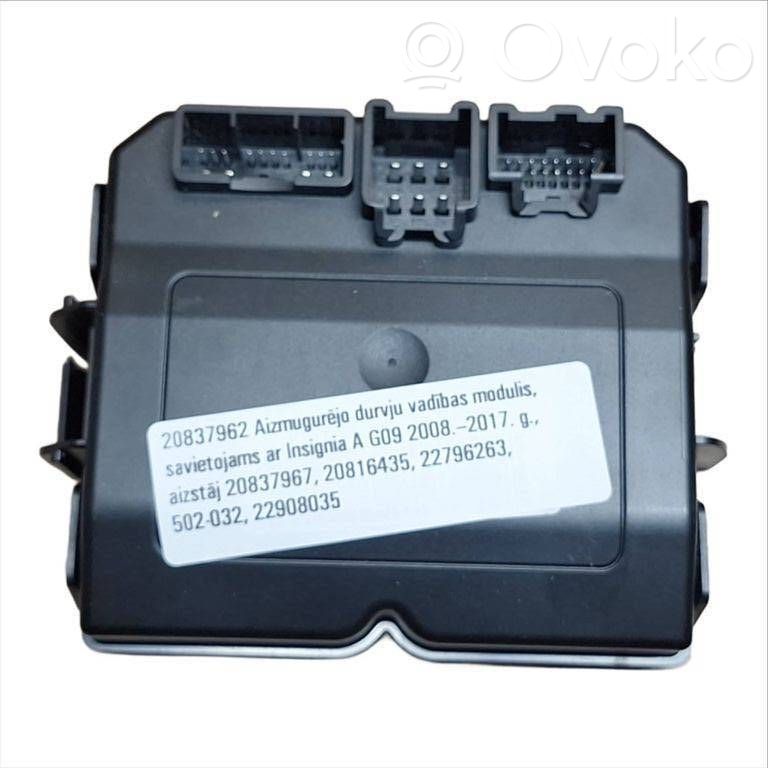 Opel Insignia A Trunk lid opening control unit 