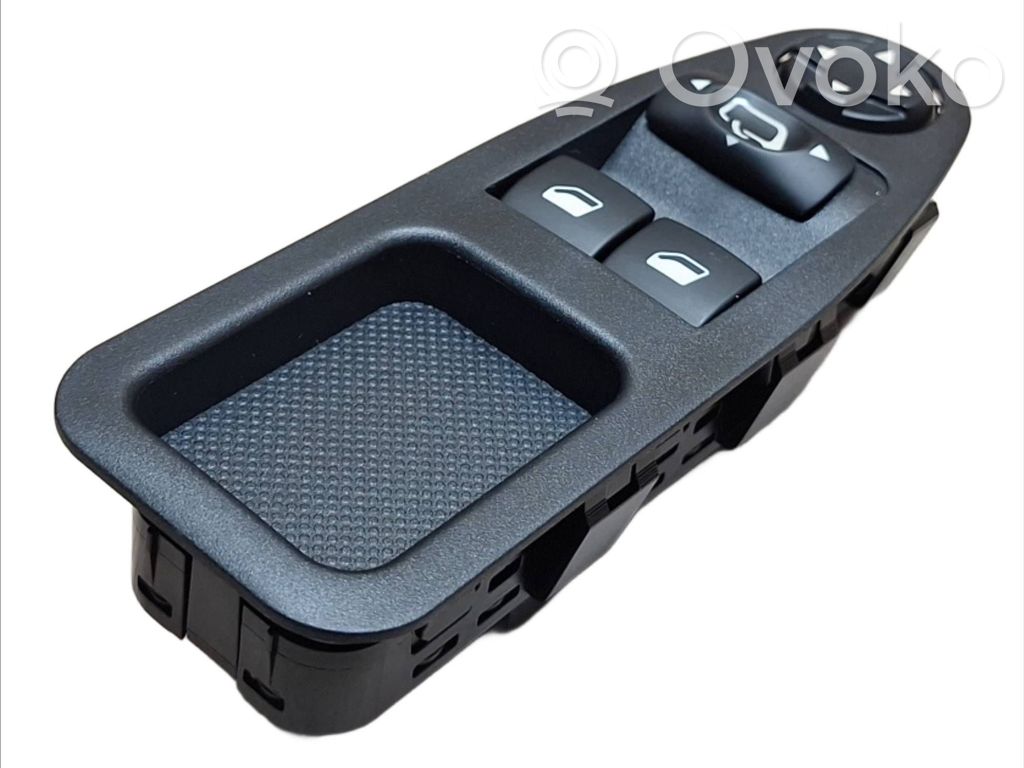 Peugeot Expert Electric window control switch 