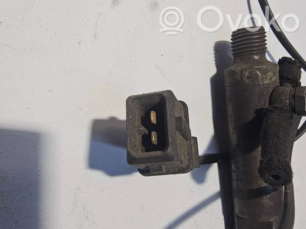 Inyector de combustible   028130201H