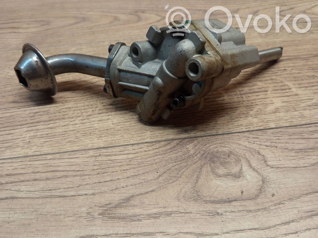 Audi A6 S6 C5 4B Pompa dell’olio 