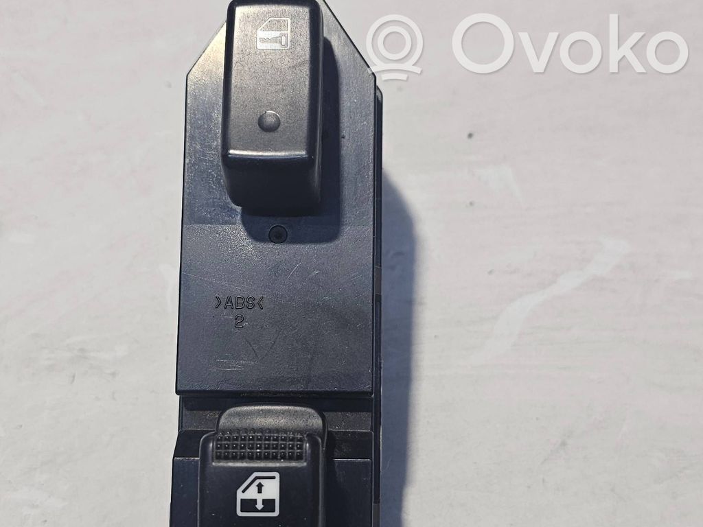 KIA Sportage Quarter vent window switch 