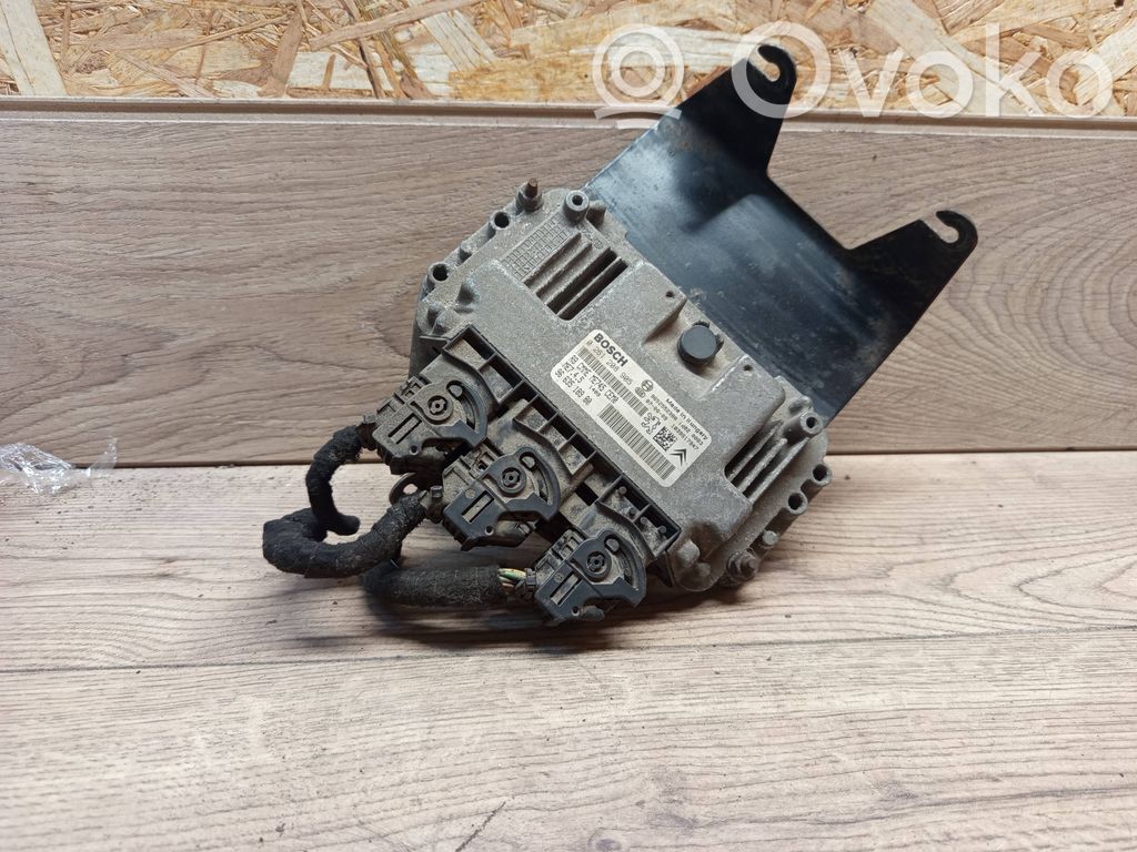 Engine control unit/module   9652552380,9663518980,0261208905