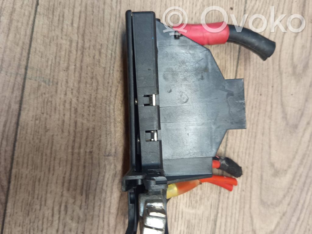 Audi A6 S6 C6 4F Cablu cu bornă pozitivă (baterie) 