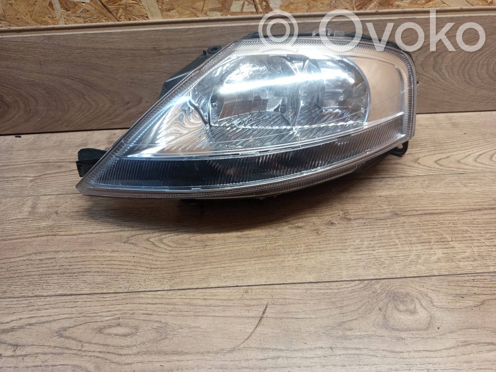 Citroen C3 Priekinis žibintas 