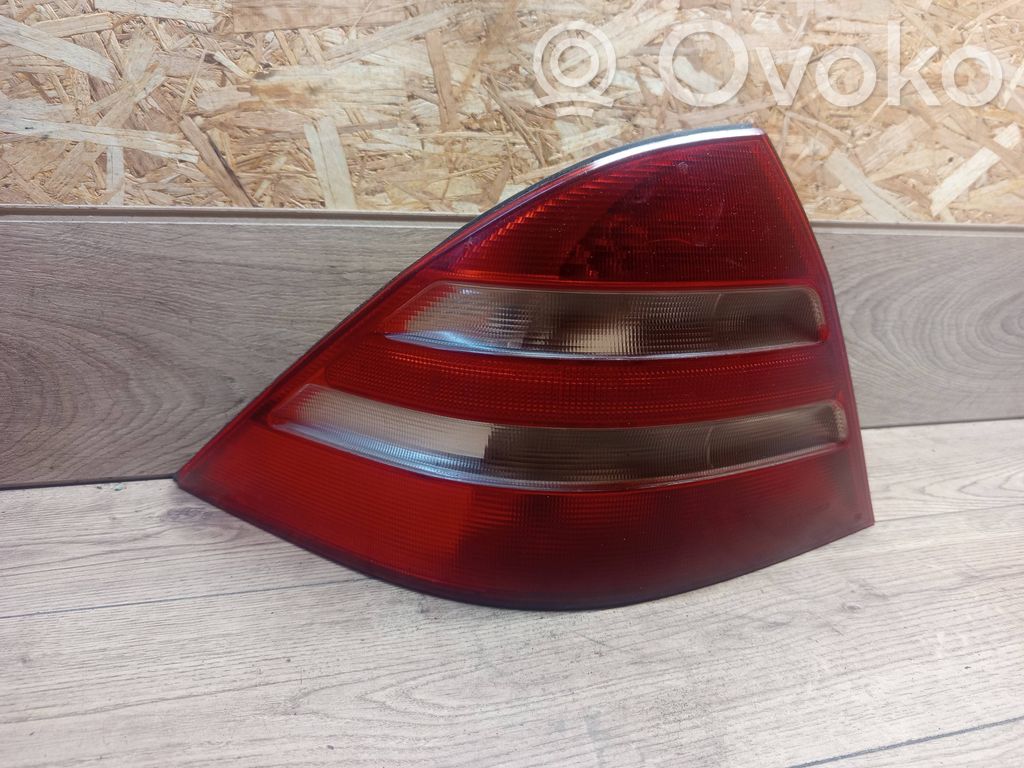 Lampa tylna   255121L,255001,A2208200164