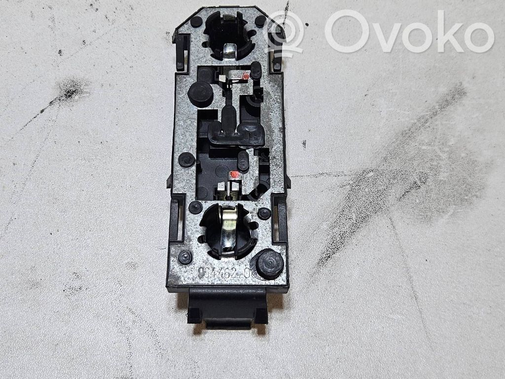 Ford Galaxy Cubierta del soporte de la lámpara de la luz trasera 