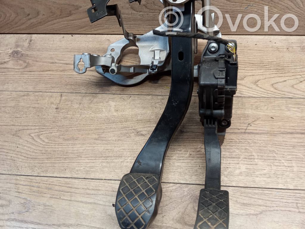 Assemblage pédale   4F1721140,4F1721117E,4F1721523B,008964,034220,6PV00898407