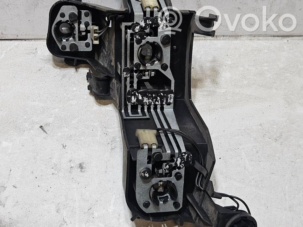 BMW 5 E60 E61 Cubierta del soporte de la lámpara de la luz trasera 