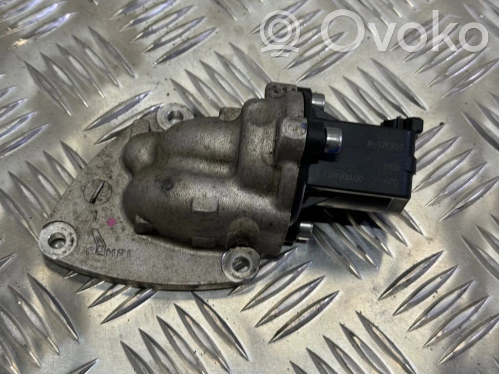 McLaren 570S Turbo system vacuum part 