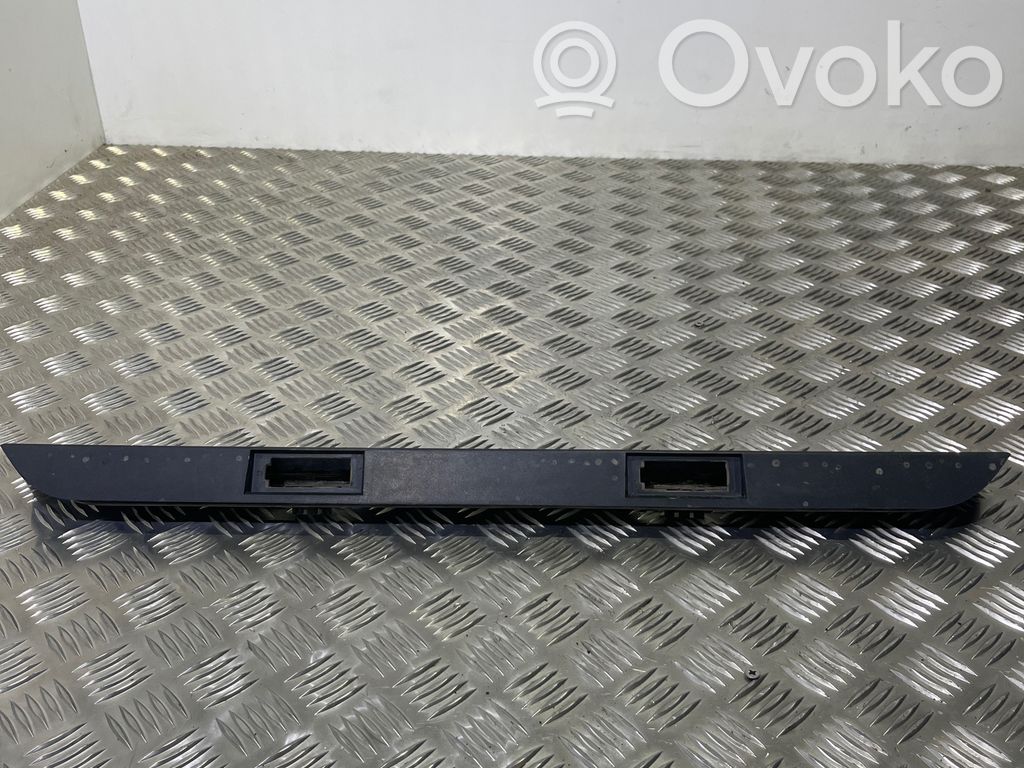Citroen Jumper Trunk door license plate light bar 