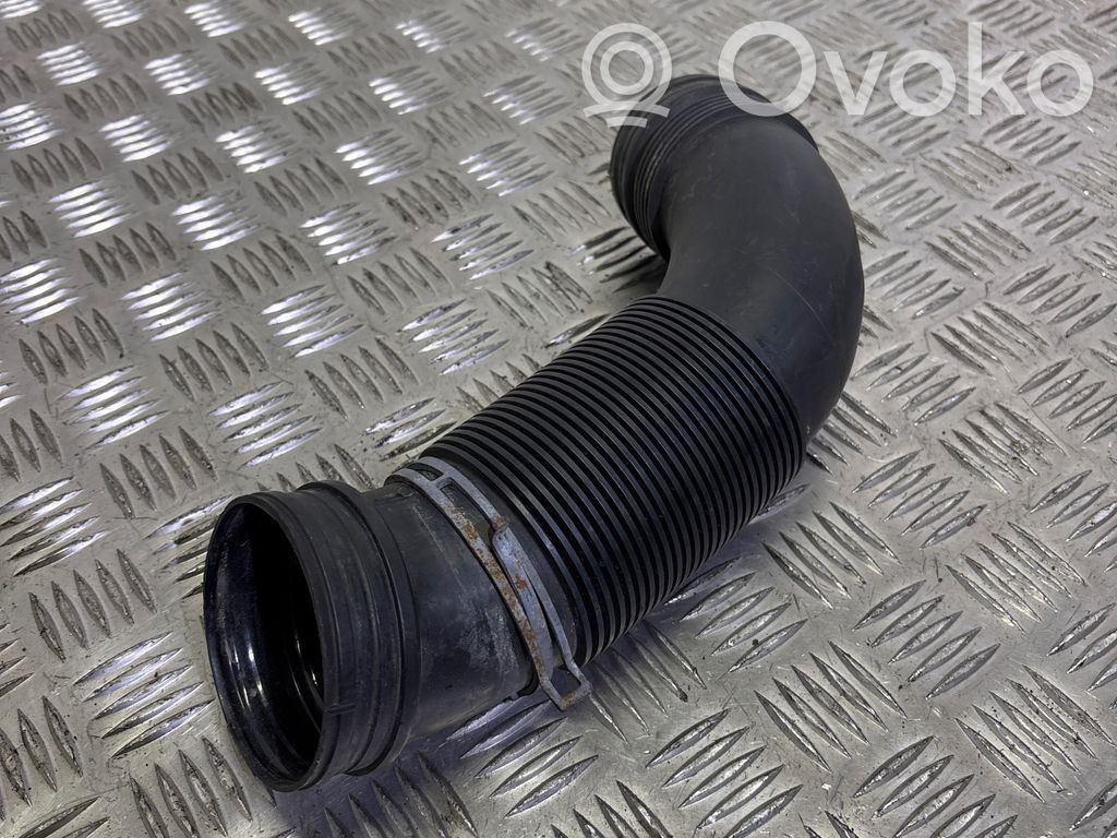Część rury dolotu powietrza   5Q0129656D,446476601