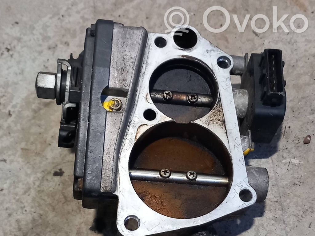 Audi A8 S8 D2 4D Droselinė sklendė 