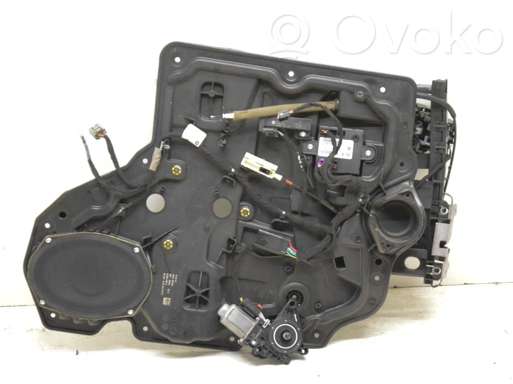Chrysler Pacifica Regulador de puerta trasera con motor 