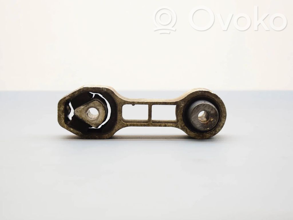 Fiat 500 Engine mount bracket 