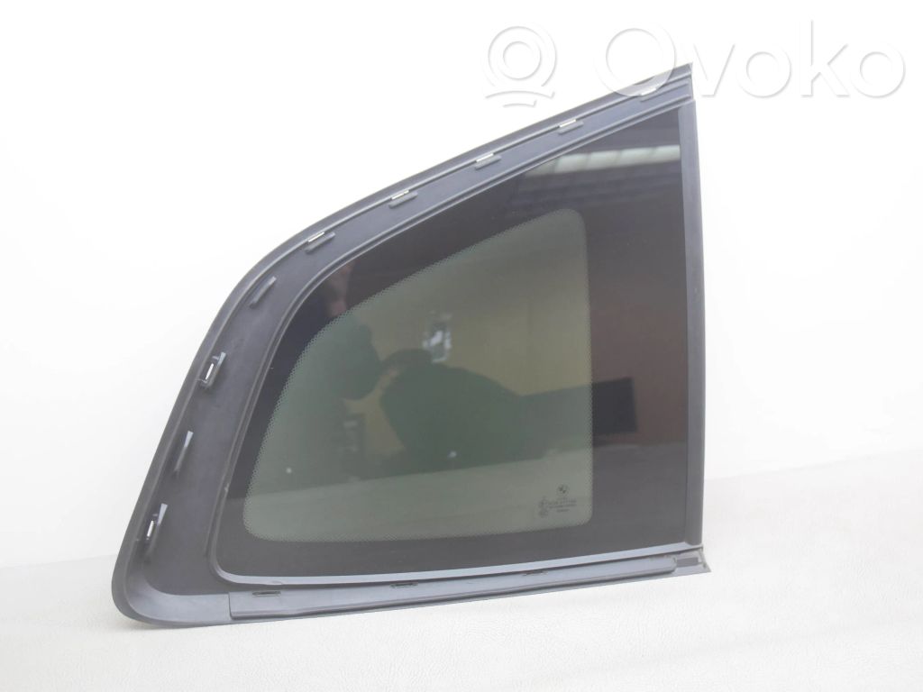 BMW X3 G01 Vidrio lateral trasero 
