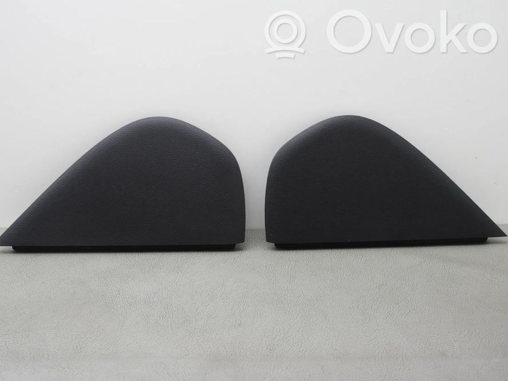 Volkswagen Jetta VI Garniture d'extrémité latérale du tableau de bord 
