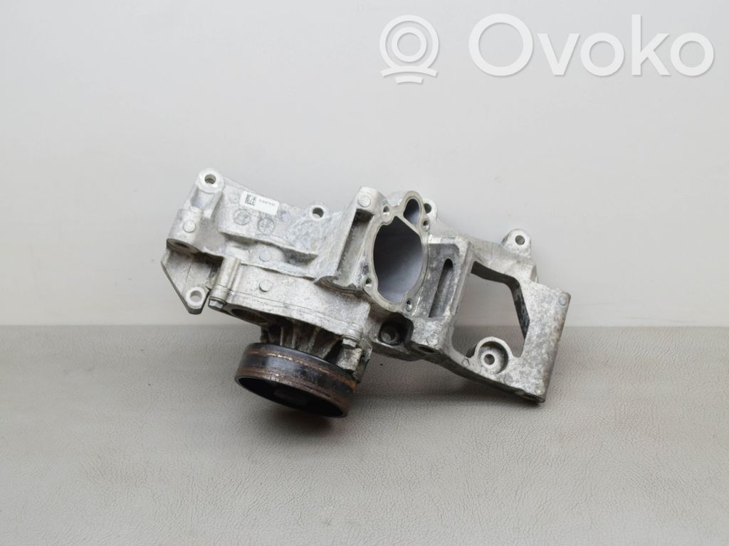 BMW X1 F48 F49 Vesipumppu 