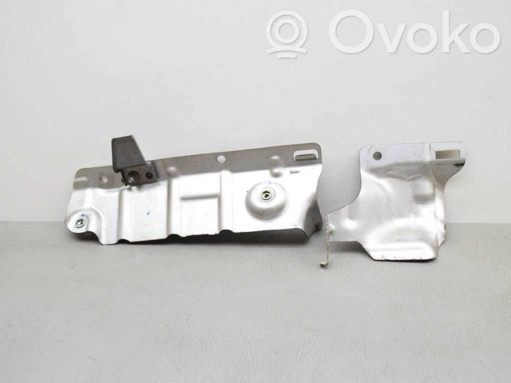 BMW X1 F48 F49 Osłona termiczna komory silnika 