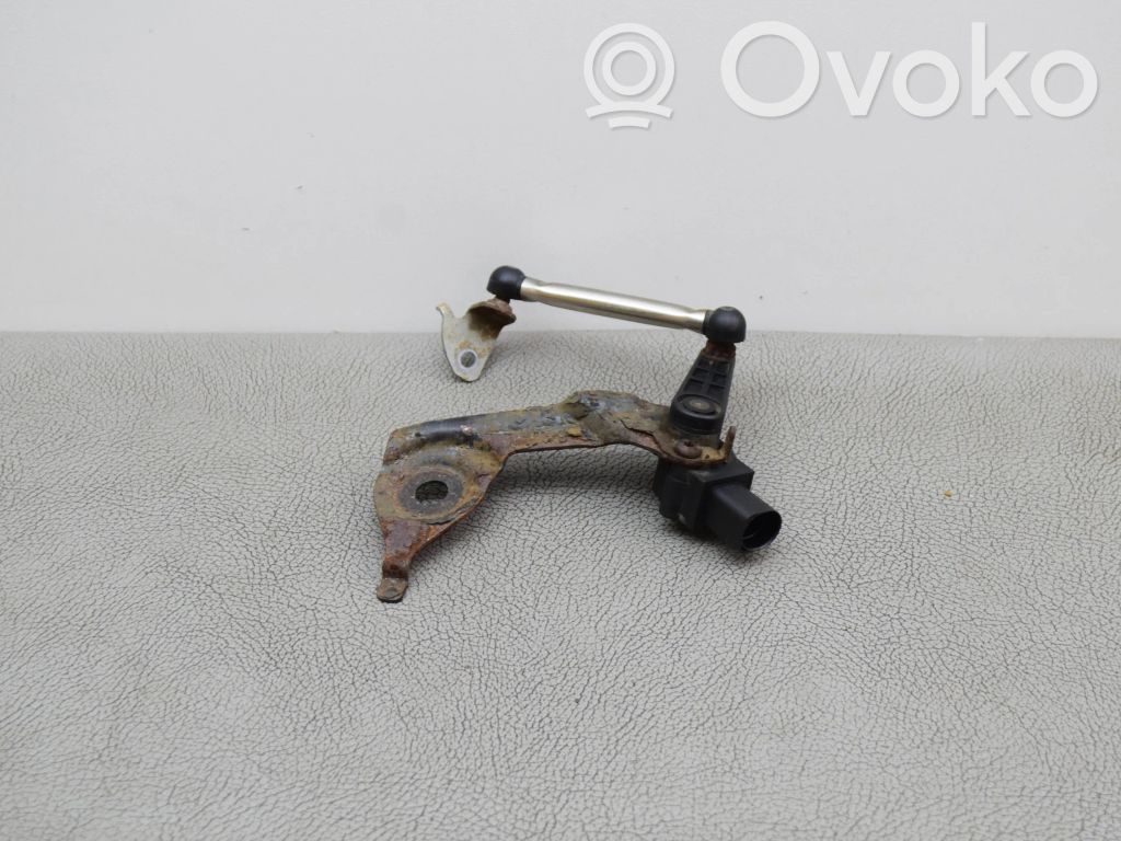 Audi A4 S4 B8 8K Sensor de altura del nivel de la suspensión neumática trasera 
