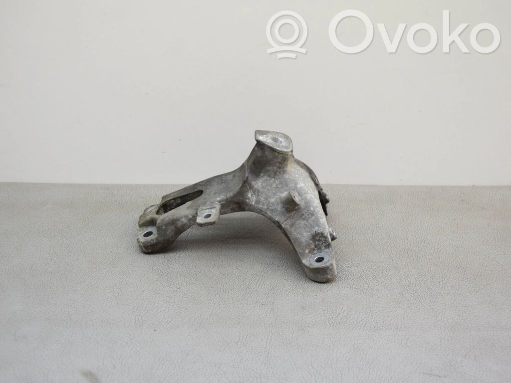 Audi A5 Sportback 8TA Engine mounting bracket 