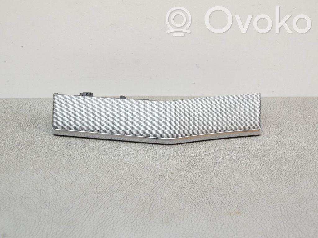 Volvo XC90 Dashboard glove box trim 