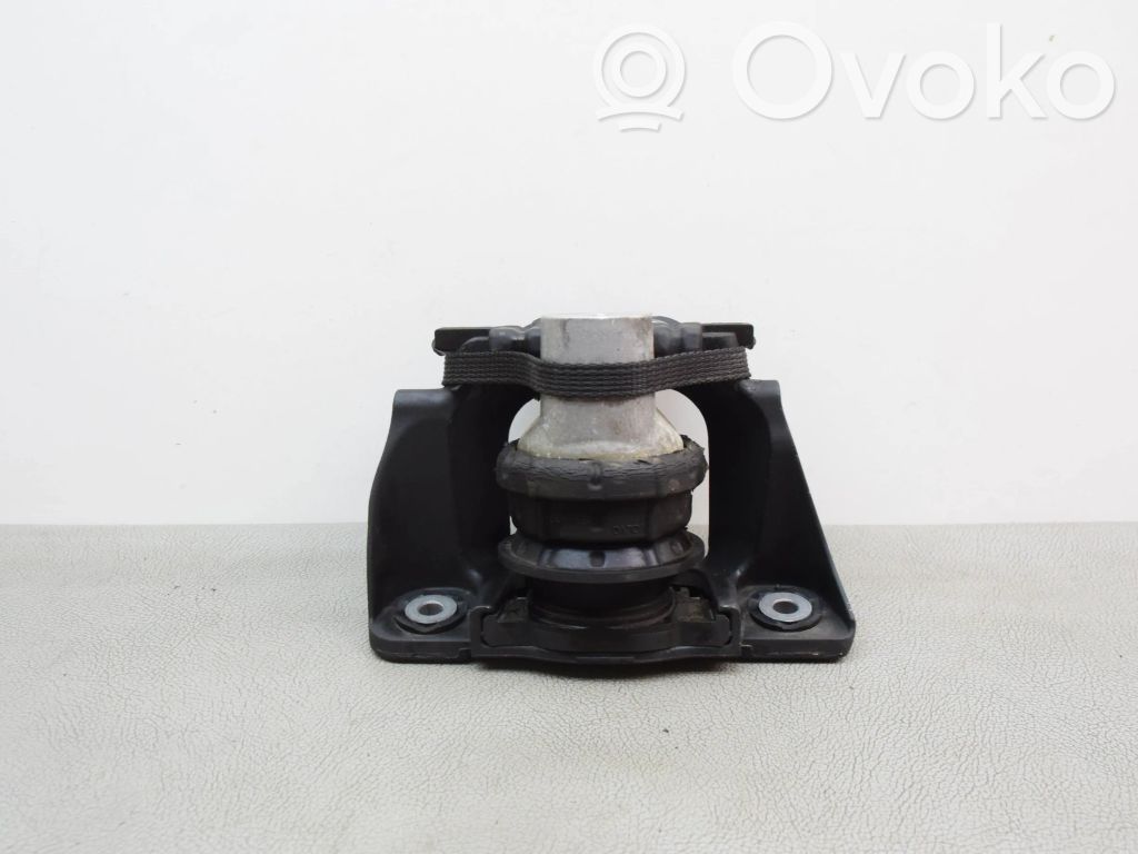 Engine mount bracket   26008326F22