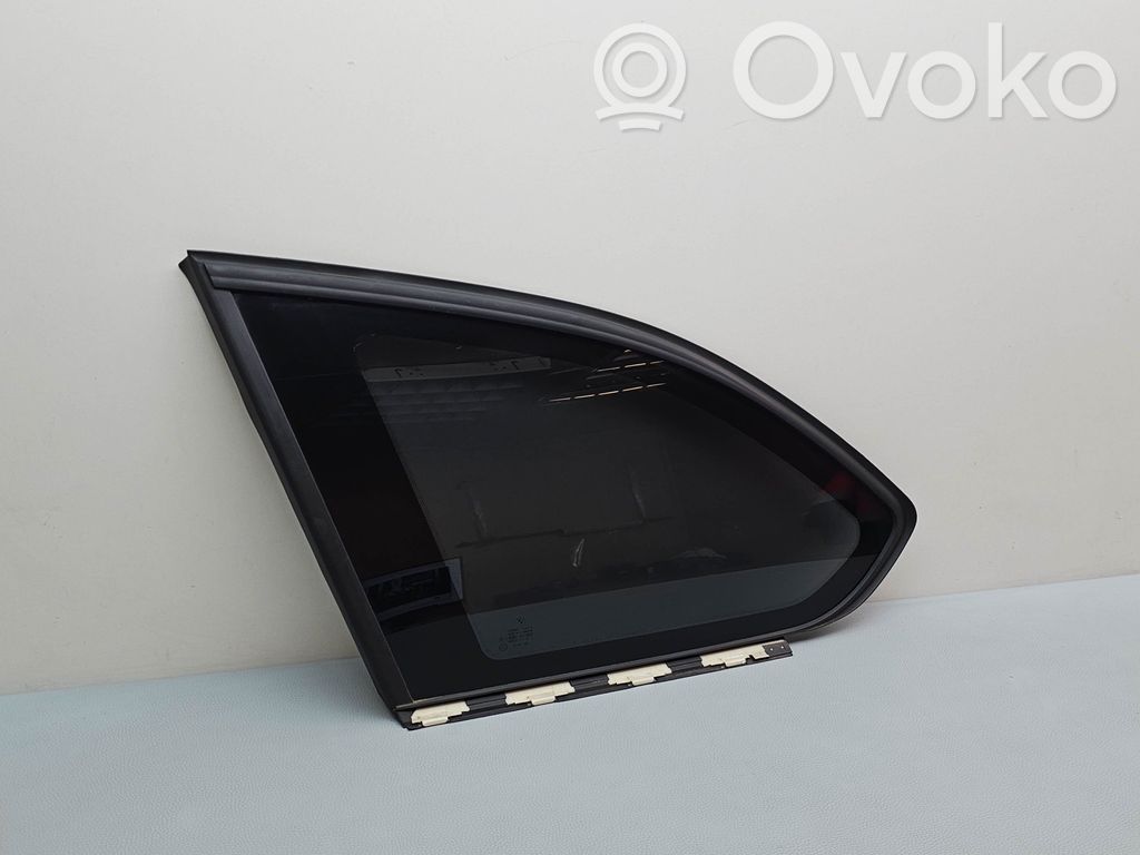 BMW 3 F30 F35 F31 Szyba karoseryjna tylna 