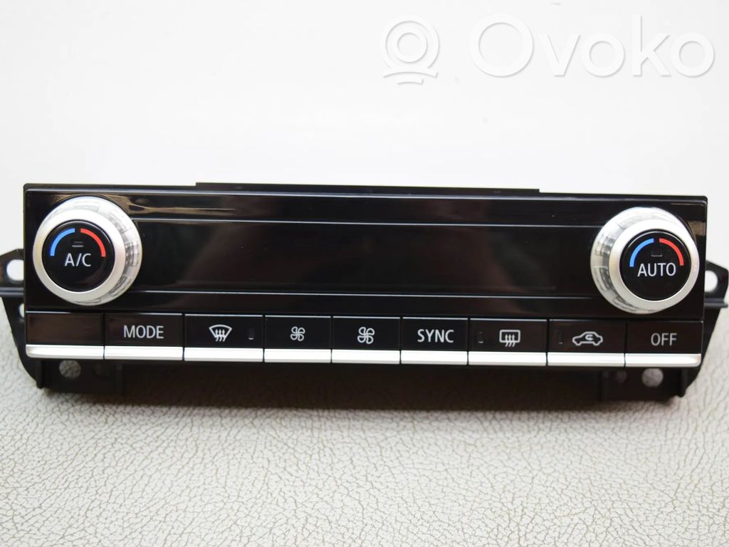 Mitsubishi Outlander Interior fan control switch 
