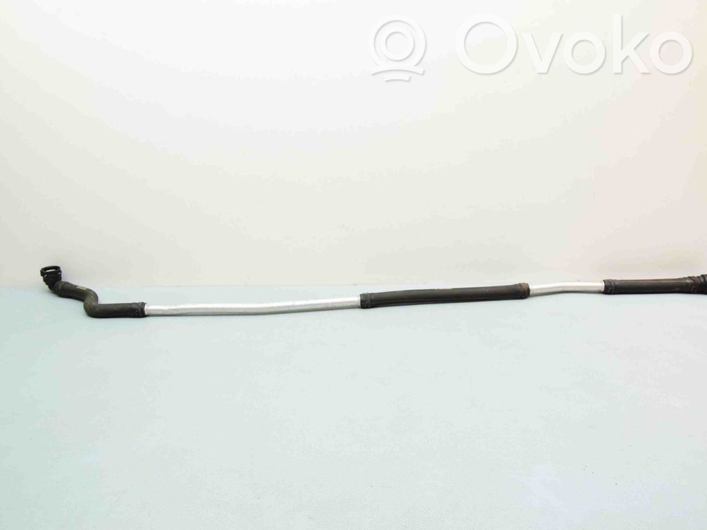 Audi A3 8Y Conductă/furtun lichid de răcire motor 