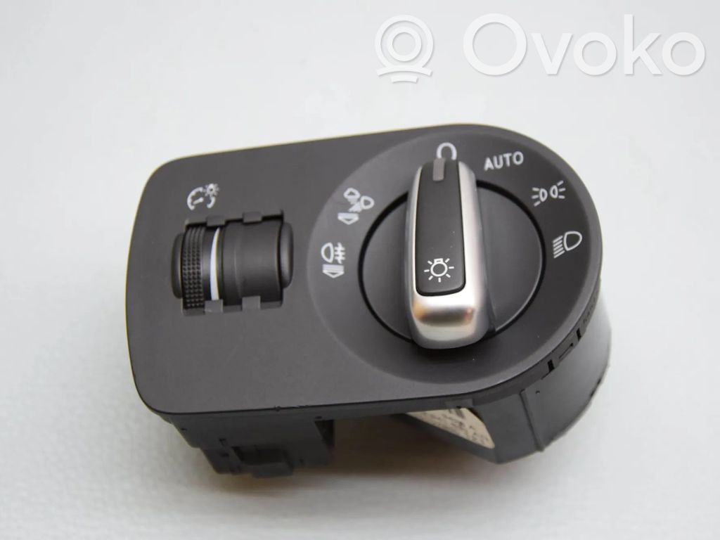 Audi A1 Light switch 