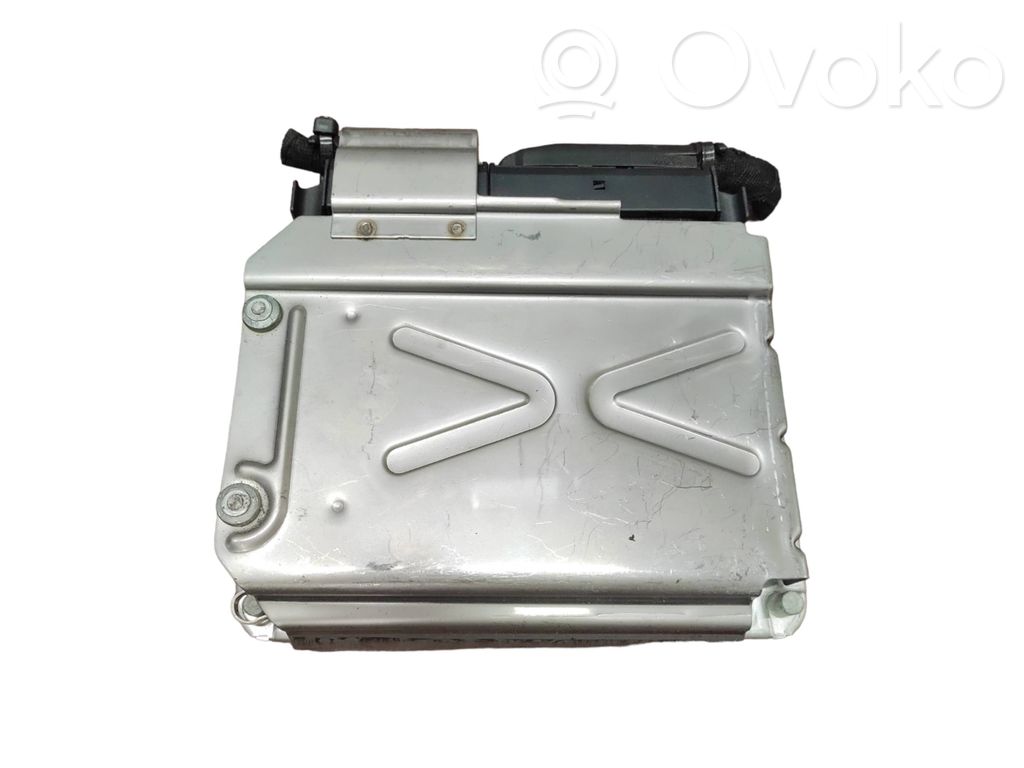 Engine control unit/module   8E0907411