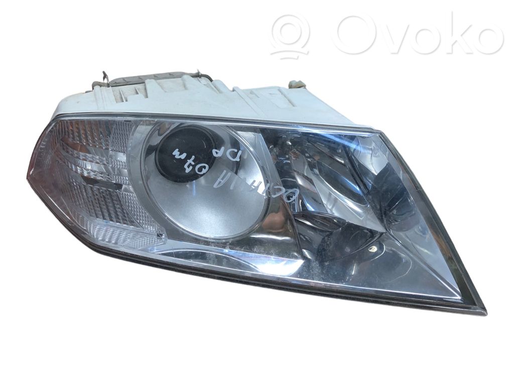 Skoda Octavia Mk2 (1Z) Faro/fanale 