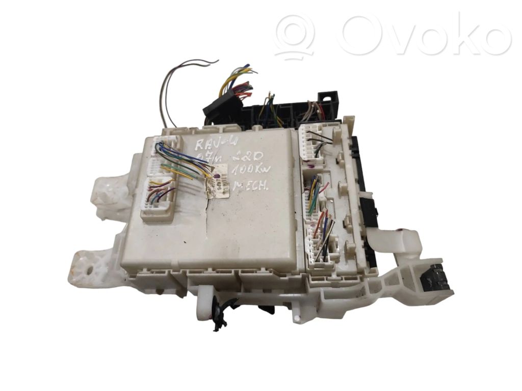 Toyota RAV 4 (XA30) Fuse module 
