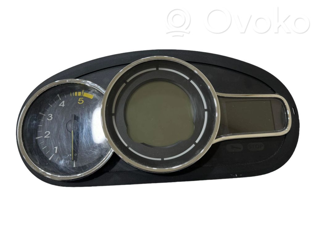 Renault Megane III Geschwindigkeitsmesser Cockpit 