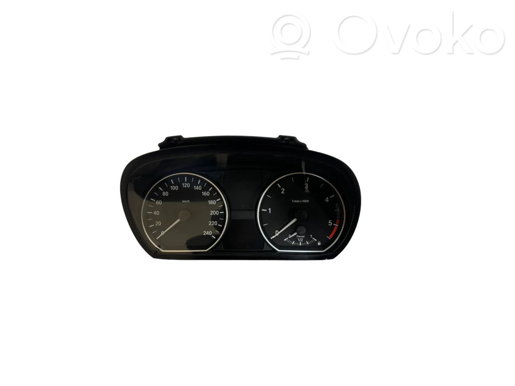BMW 1 E81 E87 Spidometras (prietaisų skydelis) 